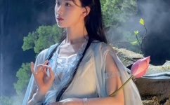 英语课代表让我吃他小兔兔视频